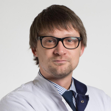 Шустов Денис Вадимович, дерматолог