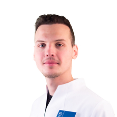 Эберт Дмитрий Александрович, стоматолог-хирург