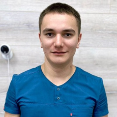 Даутов Ильназ Айратович, стоматолог-терапевт