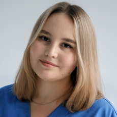 Кожевникова (Лощилова) Ксения Алексеевна, стоматолог-терапевт