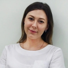 Чернявская Елена Николаевна, стоматолог-терапевт