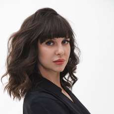 Беззубова Евгения Евгеньевна, стоматолог-терапевт