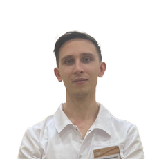 Мугдиев Артем Вадимович, стоматолог-хирург