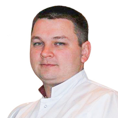 Тесленко Роман Борисович, стоматолог-хирург