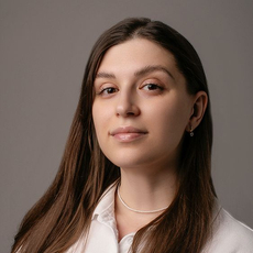 Евсеенко Яна Игоревна, стоматолог-терапевт