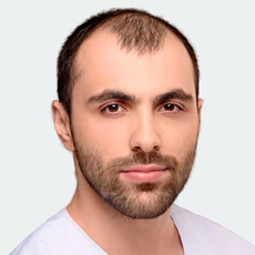 Назаралиев Давид Мирзалиевич, стоматолог-хирург