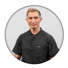 Гончаров Александр Владимирович, массажист