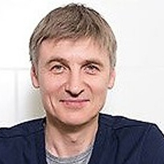 Головин Олег Александрович, стоматолог-терапевт