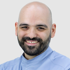 Арзуманов Амаяк Аркадьевич, стоматолог-ортопед