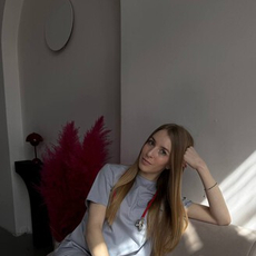 Гаспарян Елизавета Андреевна, стоматолог-терапевт