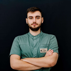 Маринин Александр Павлович, стоматолог-терапевт