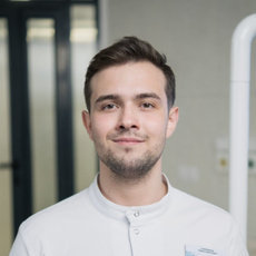 Сулейманов Роман Борисович, стоматолог-ортопед