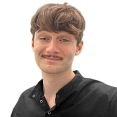 Кичкаев Артем Валерьевич, стоматолог-ортопед