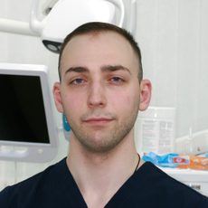 Бутаев Казбек Александрович, стоматолог-терапевт