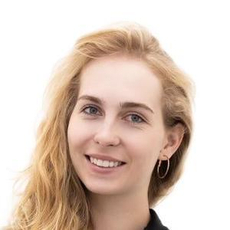 Деревянченко Арина Сергеевна, стоматолог-терапевт