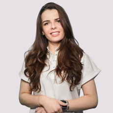 Таратула Кристина Сергеевна, стоматолог-терапевт