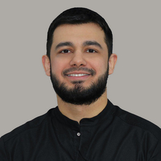 Гаджиев Эмиль Биннатович, стоматолог-терапевт