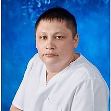 Муртазин Динис Вилевич, стоматолог-терапевт