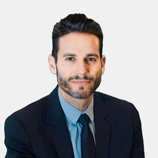 Мизрахи Авирам, челюстно-лицевой хирург