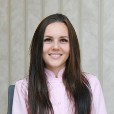 Антонова Евгения Игоревна, стоматолог-терапевт