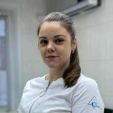 Остахова Юлия Юрьевна, стоматолог-терапевт