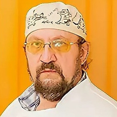 Царик Игорь Иванович, стоматолог-хирург