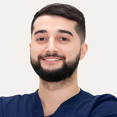 Назаров Руслан Федорович, стоматолог-ортопед