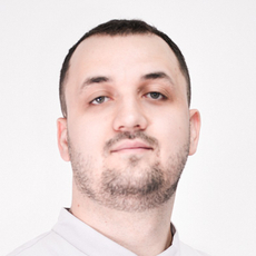 Семенков Владислав Александрович, стоматолог-хирург