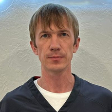 Топчиев Илья Сергеевич, стоматолог-ортопед