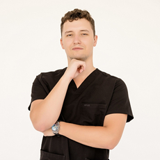 Вавилов Михаил Алексеевич, стоматолог-терапевт