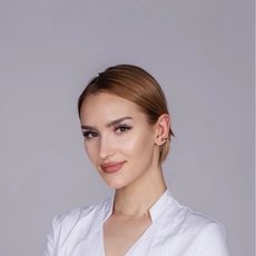 Шмелёва Полина Юрьевна, стоматолог-терапевт