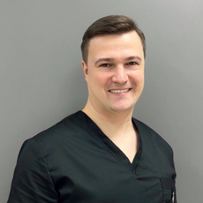 Никульчин Алексей Владимирович, стоматолог-хирург