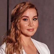 Шарнина Елена Валерьевна, косметолог