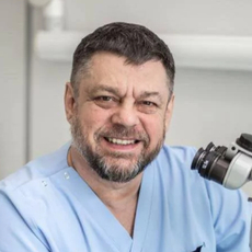 Трусков Олег Юрьевич, стоматолог-хирург