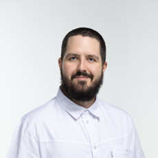 Дегтяренко Михаил Константинович, стоматолог-хирург