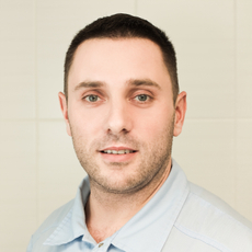 Никитин Леонид Игоревич, стоматолог-терапевт