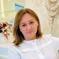 Хатуаева Елена Васильевна, дерматолог