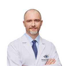 Бандура Максим Юрьевич, офтальмолог