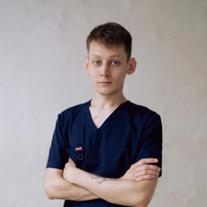 Дементьев Иван Андреевич, стоматолог-терапевт