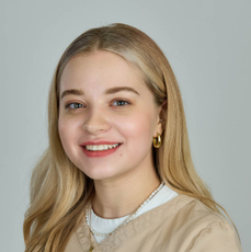 Денисенко Ксения Олеговна, стоматолог-терапевт