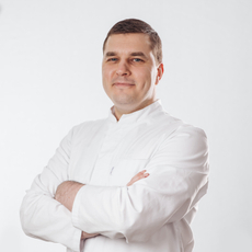 Никишин Павел Сергеевич, офтальмолог