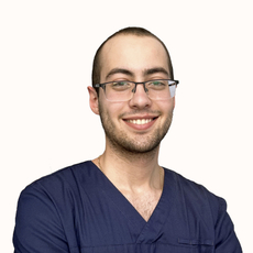 Денисов Владислав Константинович, стоматолог-терапевт