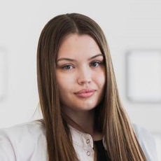 Романова Полина Сергеевна, стоматолог-терапевт