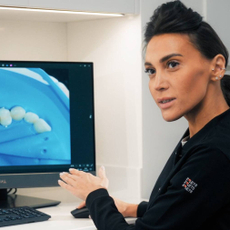 Абрамова Эвелина Игоревна, стоматолог-терапевт