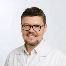 Пивоваров Артем Георгиевич, хирург