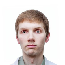 Потапов Денис Сергеевич, стоматолог-хирург