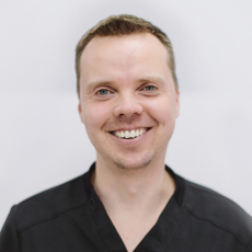 Тричев Юрий Александрович, стоматолог-терапевт