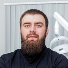 Ганапиев Арслан Омариевич, стоматолог-терапевт