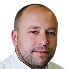 Веретенов Евгений Сергеевич, стоматолог-терапевт