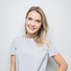 Макаревич Александра Андреевна, стоматолог-хирург